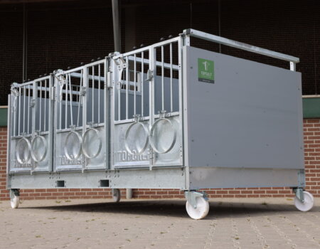 Verrijdbare trio kalverbox